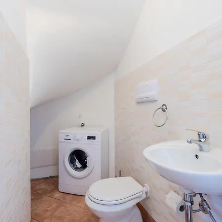 La Casa Al Mare- Ad Group Apartment *